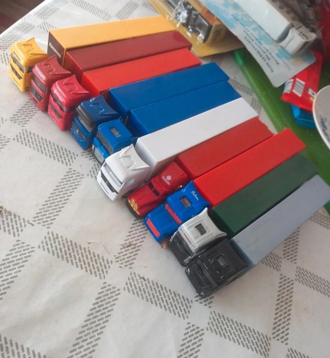Jucarie tir camion cabina metal noi , 10 buc ,150 lei neg tot