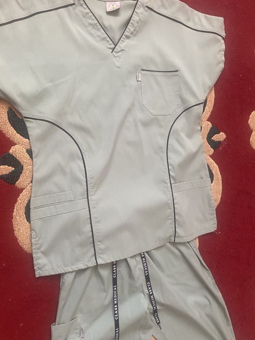 Продам  хирургический костюм