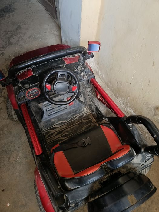 Детский автомобиль