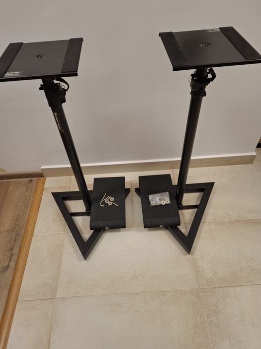 Standuri Omnitronic Mo 5/Ca noi/Paduri boxe/spike uri/