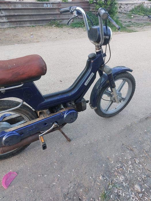 Vând moped Piaggio si Cu actele lui originale