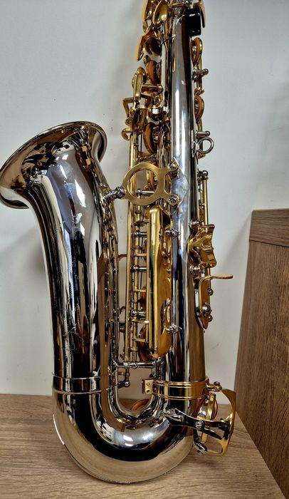 Алт Саксофон Ново