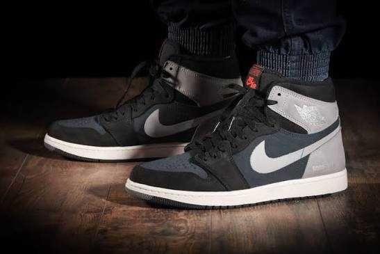 Air Jordan 1 Retro High Element Gore-Tex 'Black Particle Grey 44ти номер