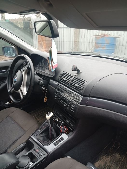 BMW 3 Series 2004 — imagine 4