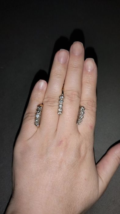 Набор из золота с бриллиантами