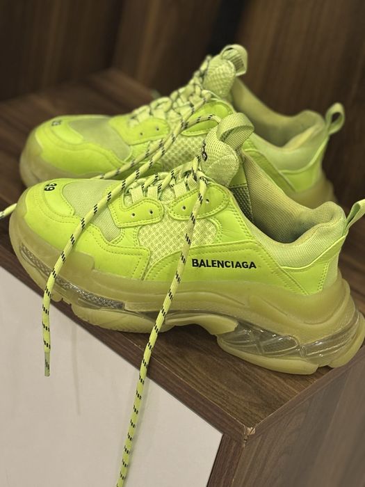 Balenciaga triple s neon , marimea 39