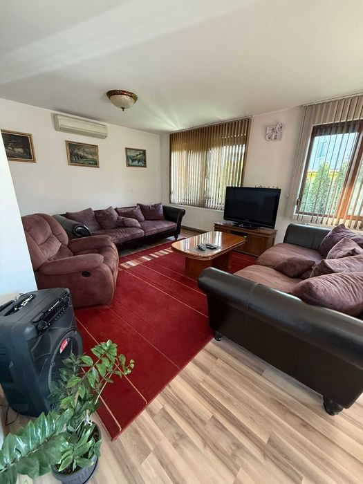 Продава се Къща в Пловдив, Остромила - 240 кв.м за 1212 €/кв.м - Снимка #2