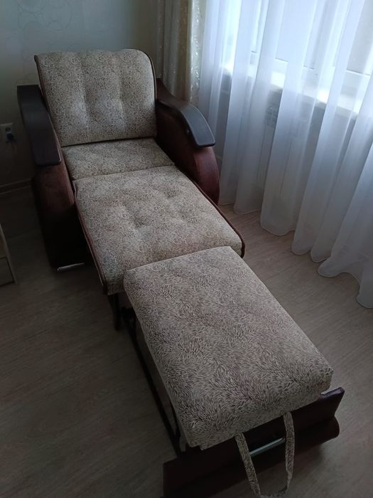 Продаётся диван и кресло