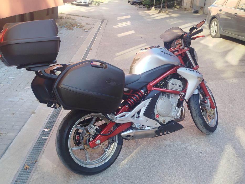 Suzuki ER -6n 650