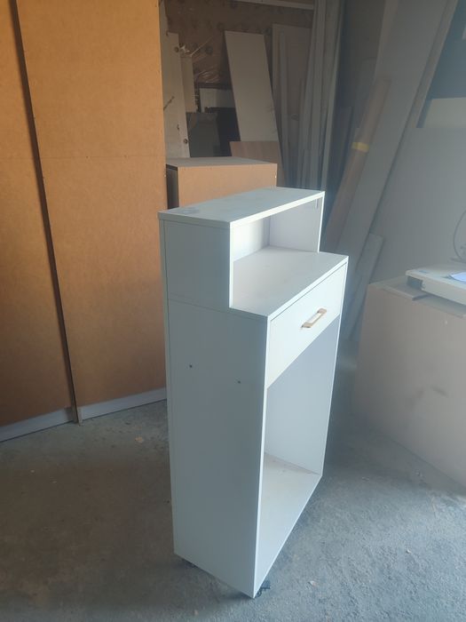 Мебел таёри бор заказга килинган  Вис 1.29см глуб 30см,   шрин 60см