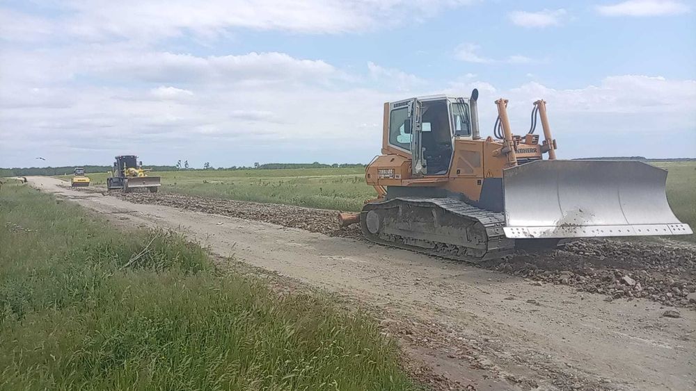 Închirieri buldozere Galați | Terasamente | Nivelare teren | Șantiere