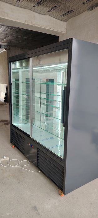 Кандитерский витринный холодильник