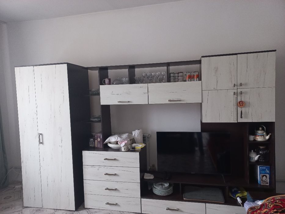 Шкаф  стенка  серого цвета