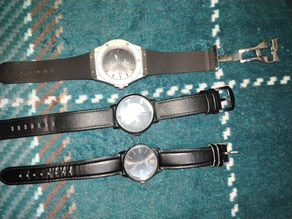 Продам часы по 10к