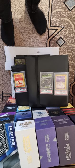 Pokemon TCG колекция