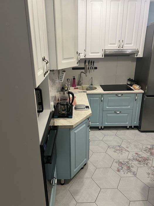 Кухрнный гарнитур угловой