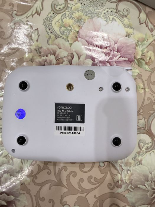 Продам абсолютно новый проектор