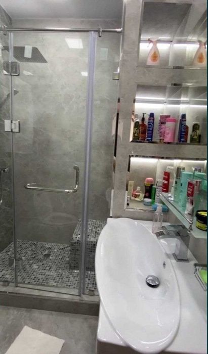 Продается квартира 5 комнатная. 120 м2  5/8/9 Ибн Сино Stroymart