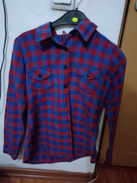 Vând lot haine descrierea mai jos