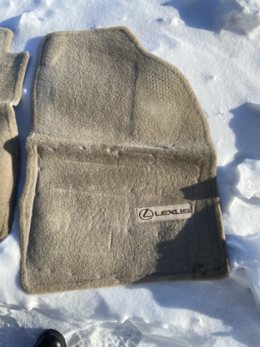Продам коврики оригинал