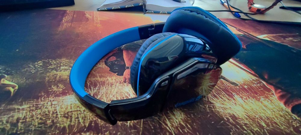 Блутът слушалки Sandberg