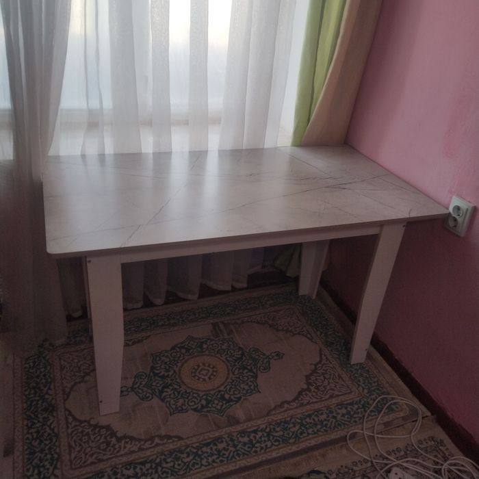 Продам столь новый