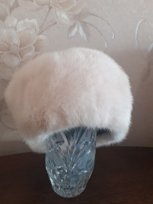 Продам норковую шапку