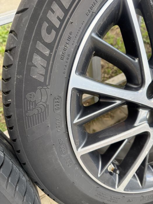 Продам шины с дисками лексус, камри