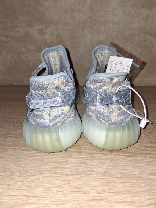 Yeezy mărime 40 - noi cu etichetă si sigiliu