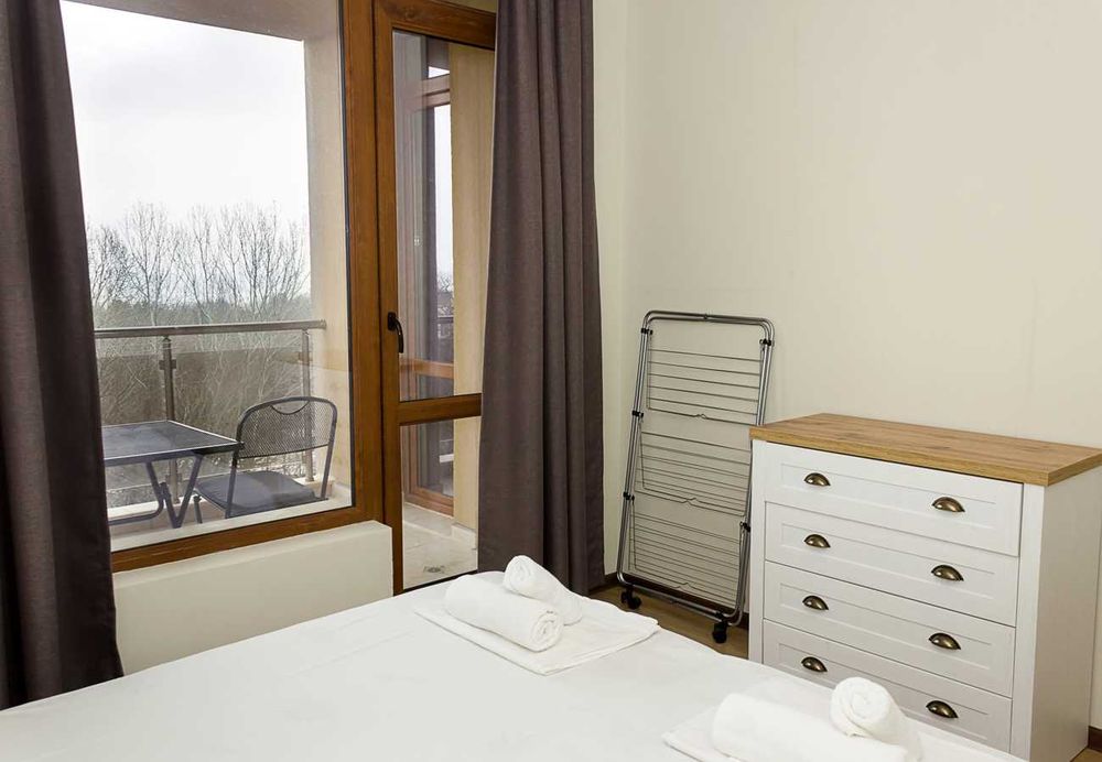 Дава се под наем Двустаен апартамент в к.к. Златни пясъци - 45 кв.м за 400 € - Снимка #11