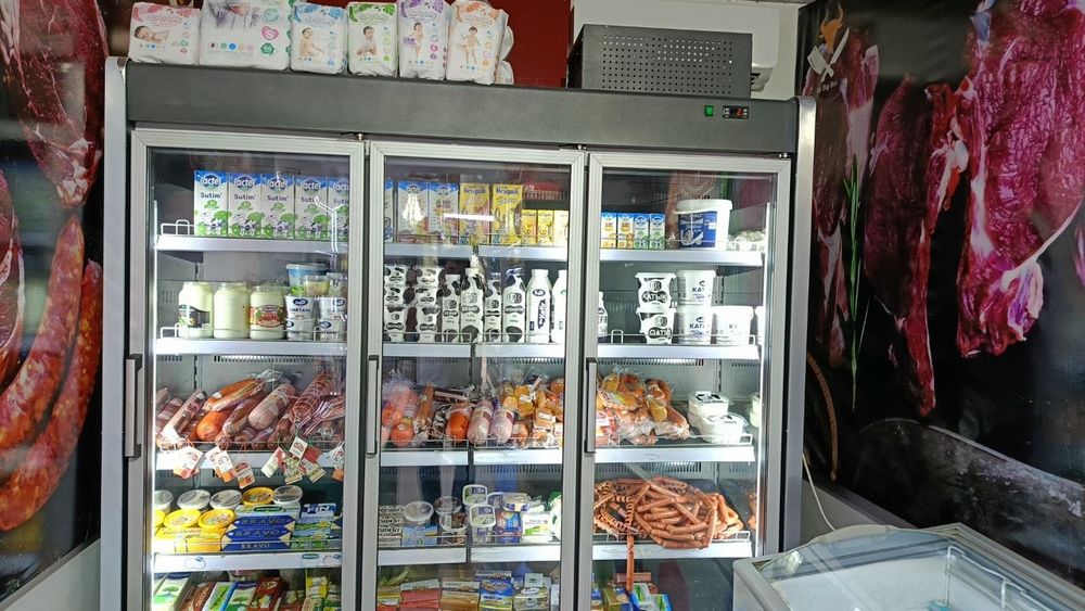 Azn shkaf haladilnik
