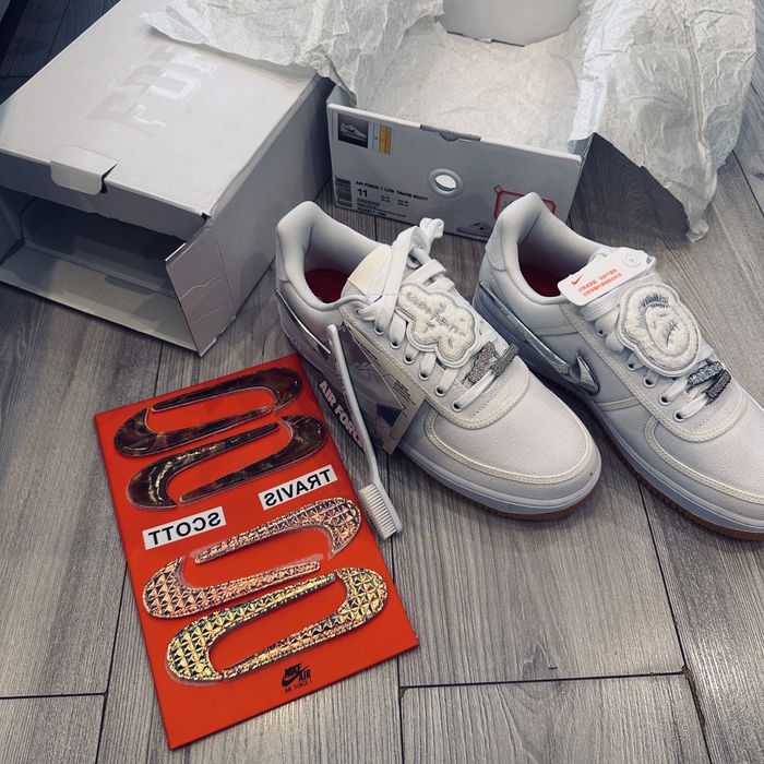 Air force 1 low Travis Scott 45 noi in cutie