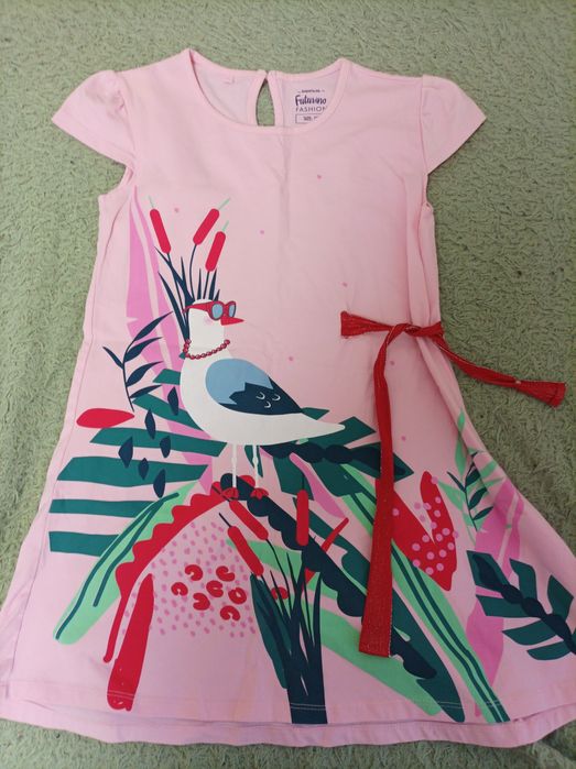 Платья рост 122 .