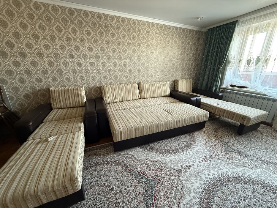 Продам угловой диван и 2 кресло, раскладные