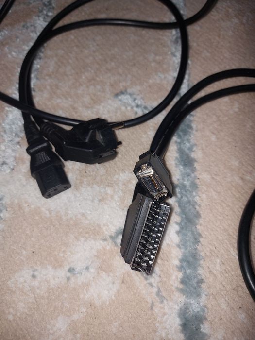 Компьютерные кабели, переходники, роутер TP-Link