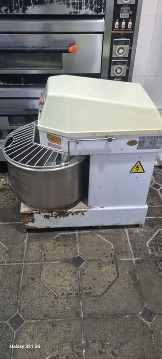 Продам печку для пекарной !