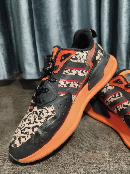 Оригинальные кроссовки Adidas