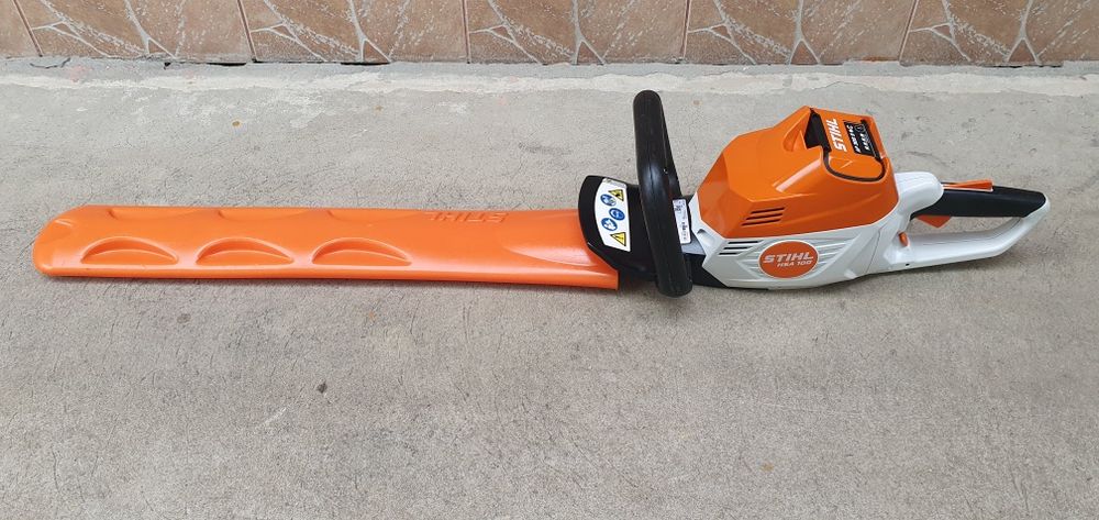Foarfeca tuns gard viu stihl HSA.100.