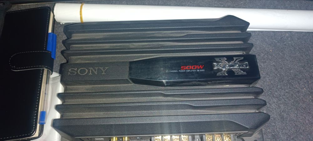 Продам усилитель использовал месяц