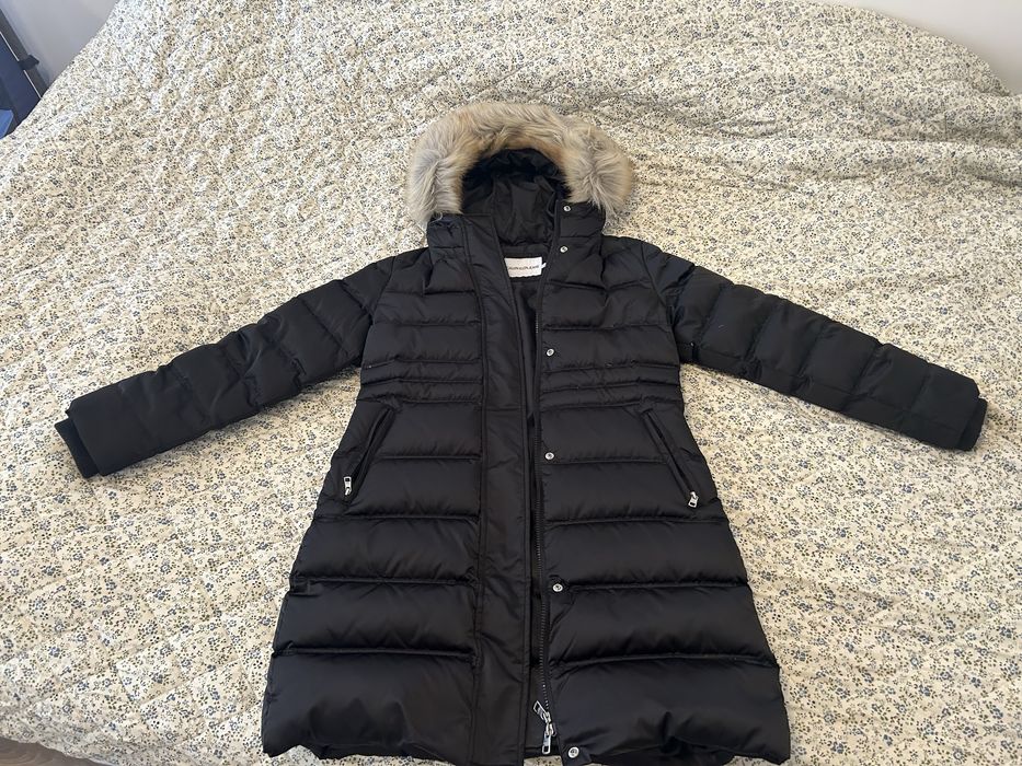 Geaca lunga Calvin Klein, neagra, cu gluga, marimea M