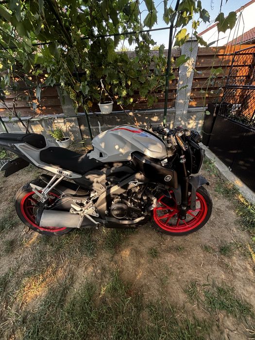 Vand yamaha mt 125 2019 avariat+ kit de lant nou