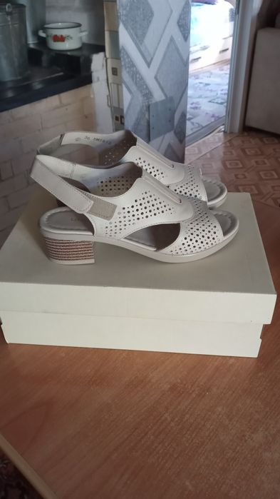 Женские бассаношки