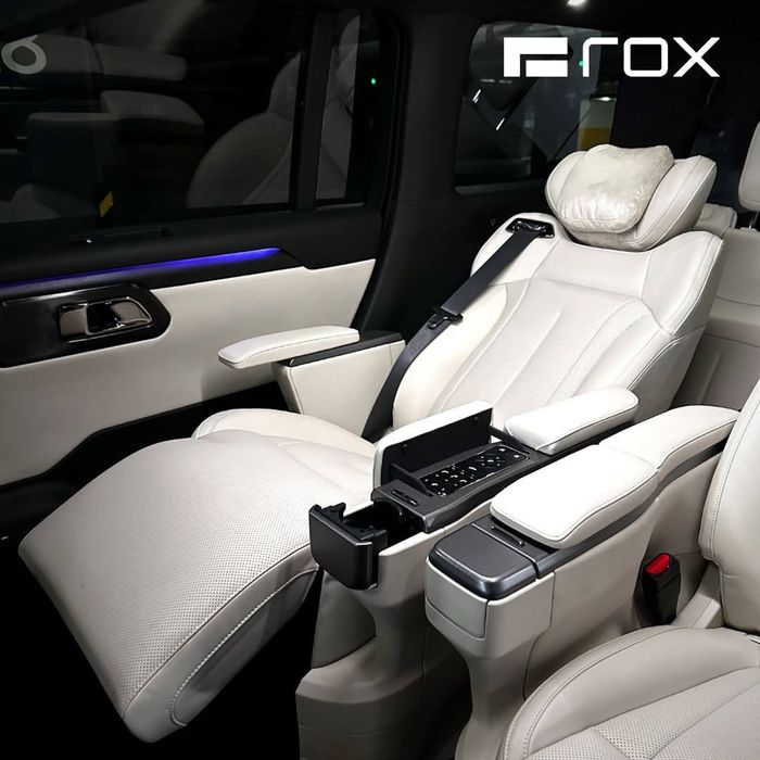 Rox 01 2026-Yil Oq va Qora Ranglarda Mavjud Servis Garantiya bor