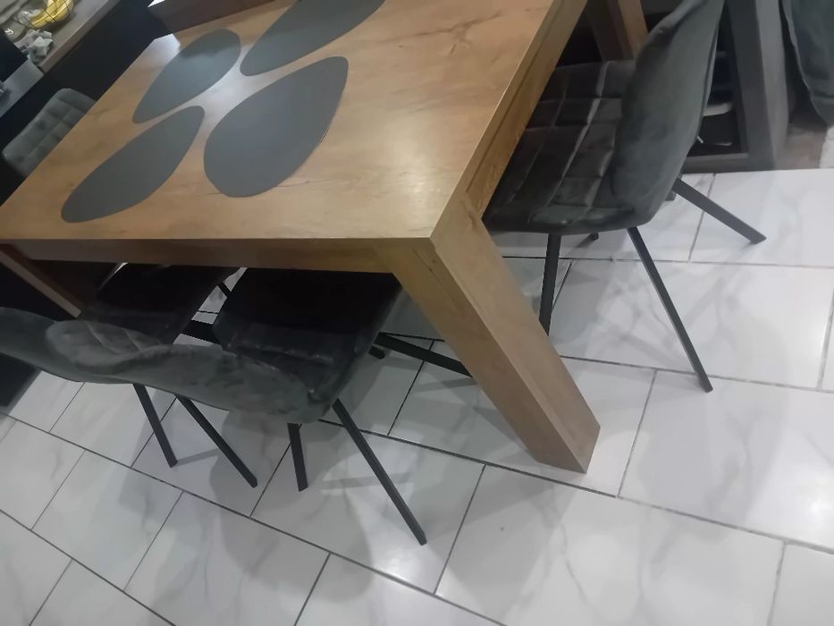 Трапезна маса +4 стола