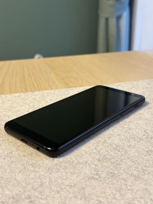 Samsung A8 (2018) SM-A530F за части