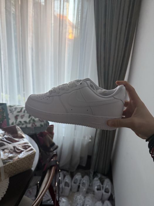 White AirForce1