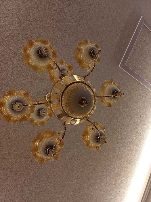 Люстра большая потолочная