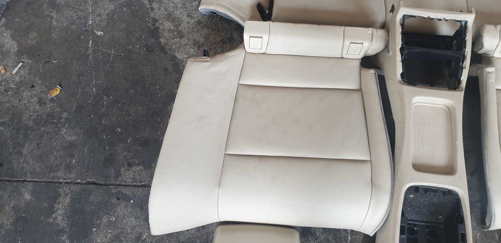 Кожен салон рекаро - БМВ/BMW - Е93/320i/170кс.