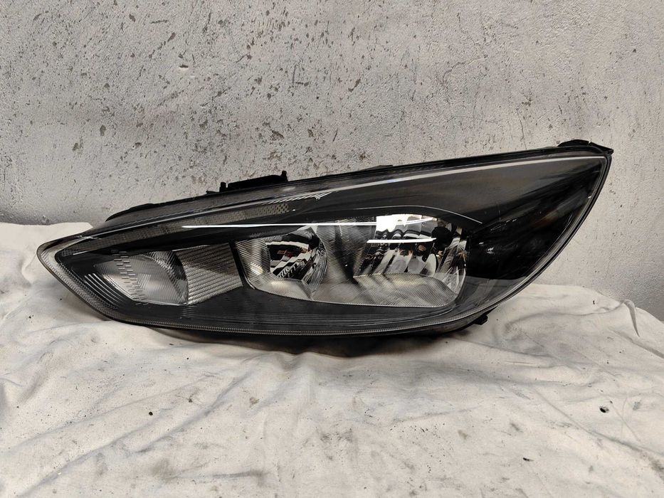Оригинален фар Форд Фокус  Ford Focus Led