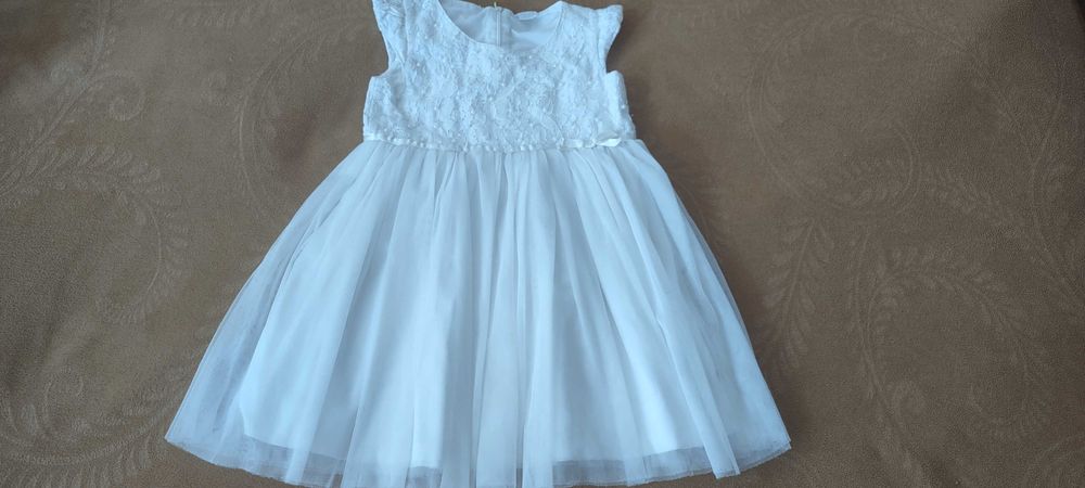 Лот стилни летни рокли за госпожица